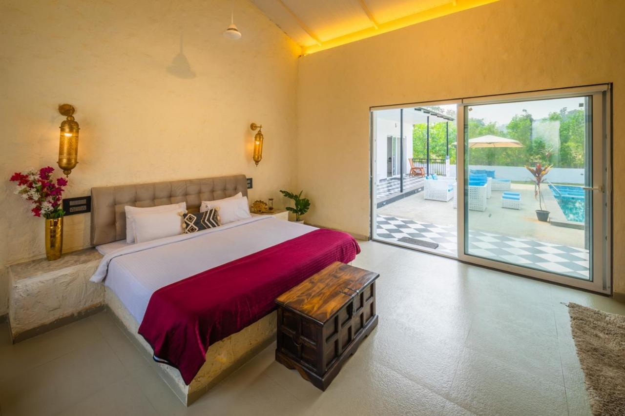 Saffronstays Turquoise Maison, Karjat Bagian luar foto