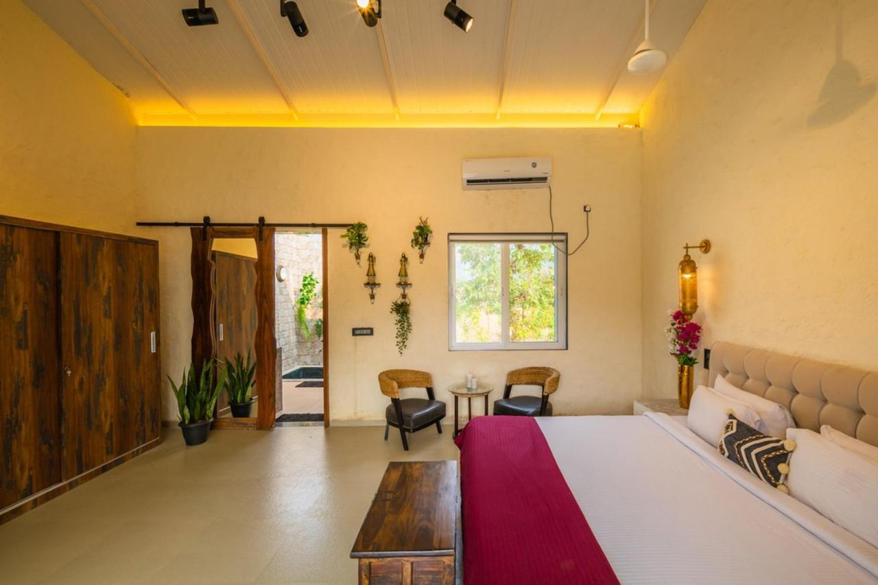 Saffronstays Turquoise Maison, Karjat Bagian luar foto